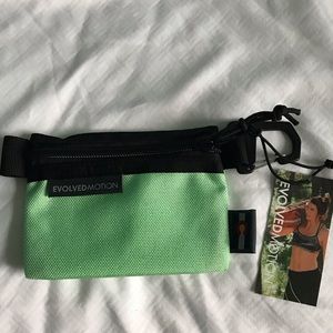 Evolved Motion Micro Pouch